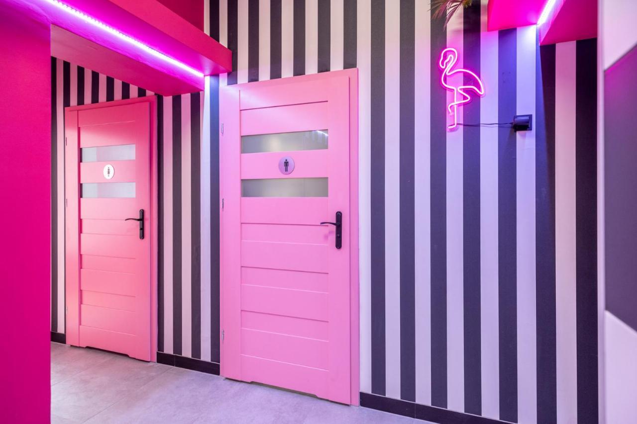Vice City Hostel Вроцлав Екстер'єр фото