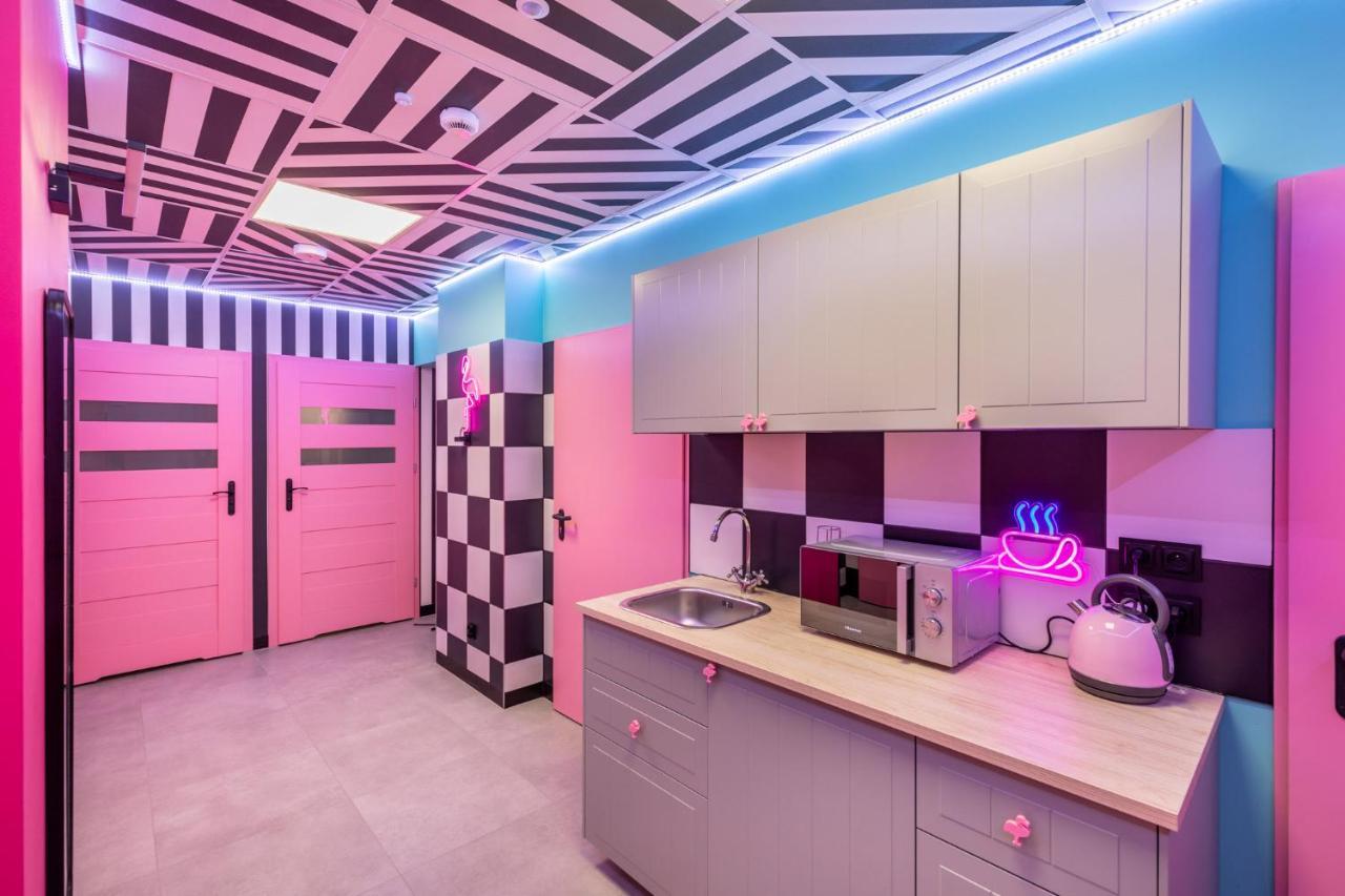 Vice City Hostel Вроцлав Екстер'єр фото