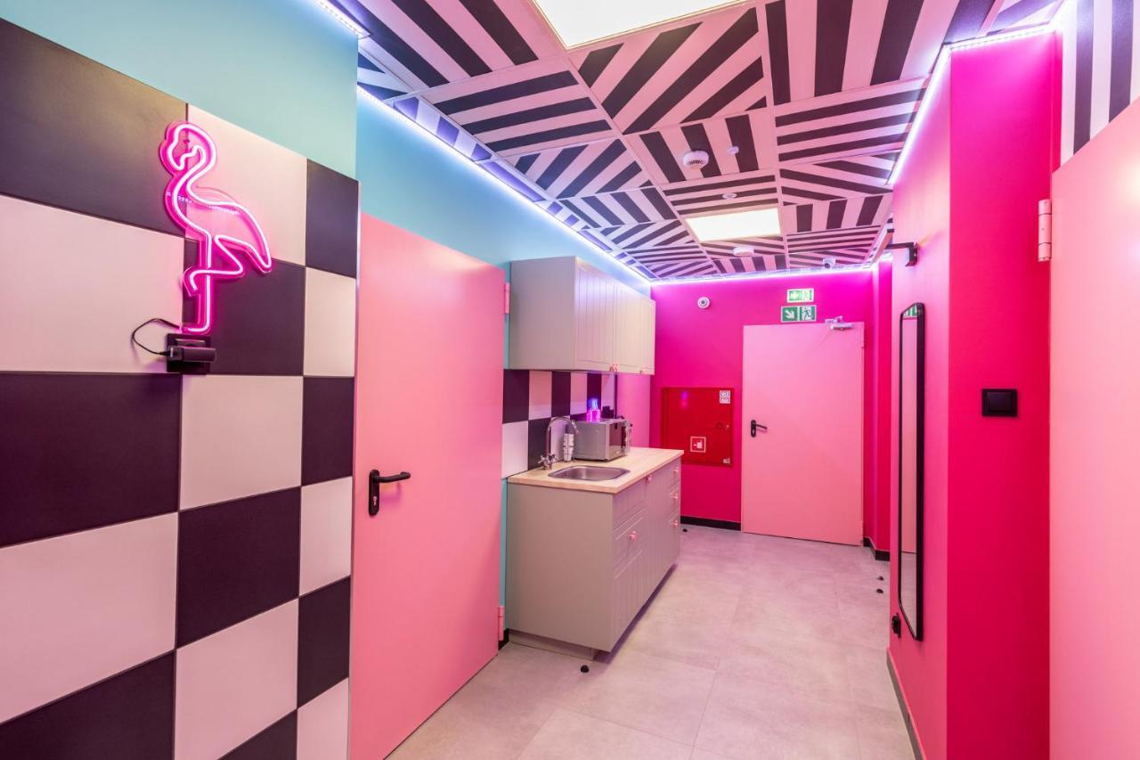 Vice City Hostel Вроцлав Екстер'єр фото