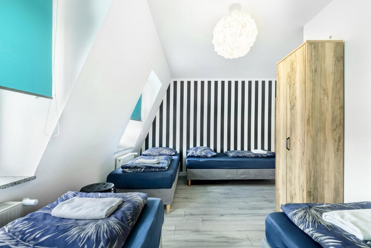 Vice City Hostel Вроцлав Екстер'єр фото