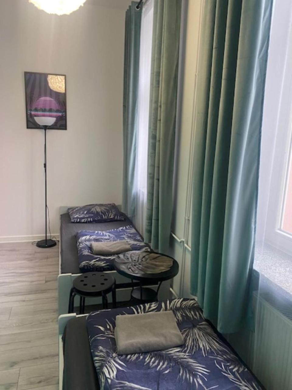 Vice City Hostel Вроцлав Екстер'єр фото